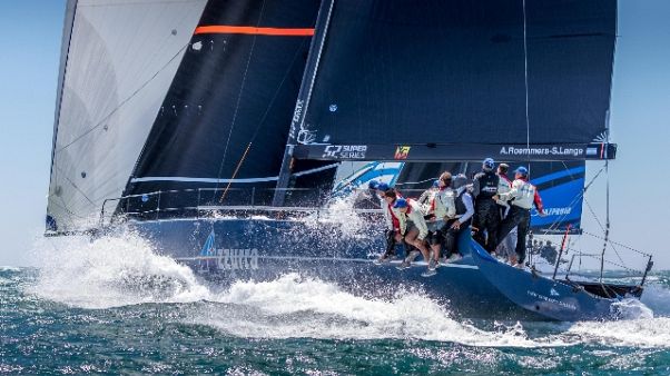 Vela: Super Series, Azzurra 2/ a Cascais Vela: Super Series, Azzurra 2/ a Cascais
