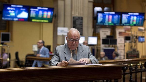 Euro stocks inch higher as Italy steadies Euro stocks inch higher as Italy steadies