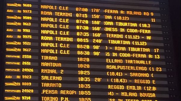 Da Milano su Av ritardi anche di 4 ore Da Milano su Av ritardi anche di 4 ore