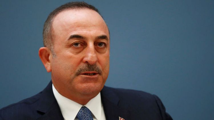 وزير: تركيا ستبدأ عملية عسكرية بسوريا إذا لم تتم إقامة منطقة آمنة