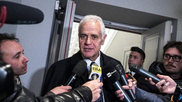 Formigoni va agli arresti domiciliari Formigoni va agli arresti domiciliari