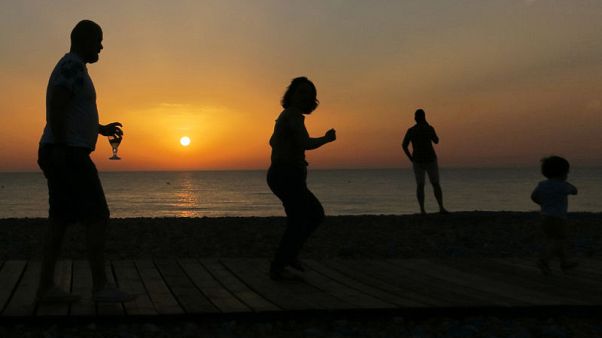 Paris on heatwave alert as France braces for scorching weather Paris on heatwave alert as France braces for scorching weather