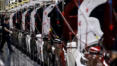 China's BAIC buys 5% Daimler stake to cement alliance China's BAIC buys 5% Daimler stake to cement alliance