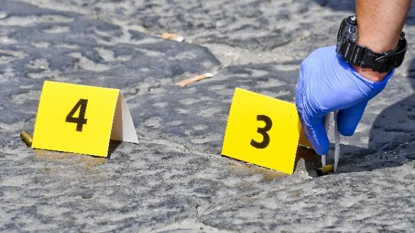 Camorra, ancora due 'stese' a Napoli Camorra, ancora due 'stese' a Napoli