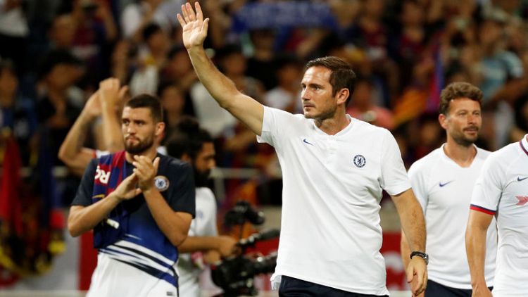 Chelsea's Lampard gets message across to players in Barca win