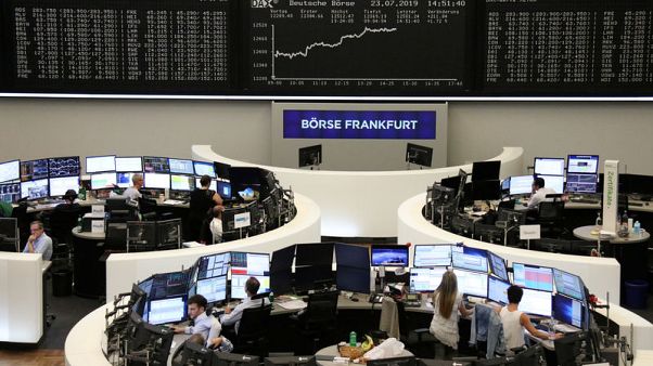 نتائج متواضعة تلقي بظلالها على الأسهم الأوروبية عند الفتح نتائج متواضعة تلقي بظلالها على الأسهم الأوروبية عند الفتح