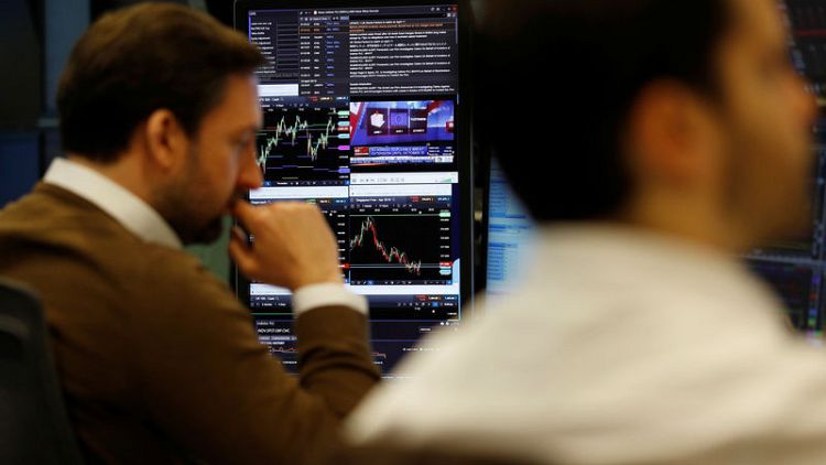 FTSE 100 flat after mixed corporate earnings