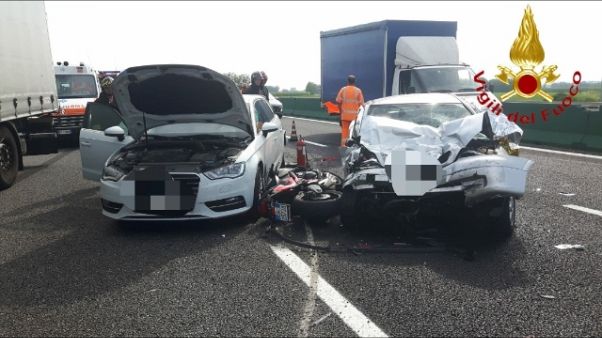 Istat, meno morti in incidenti stradali Istat, meno morti in incidenti stradali