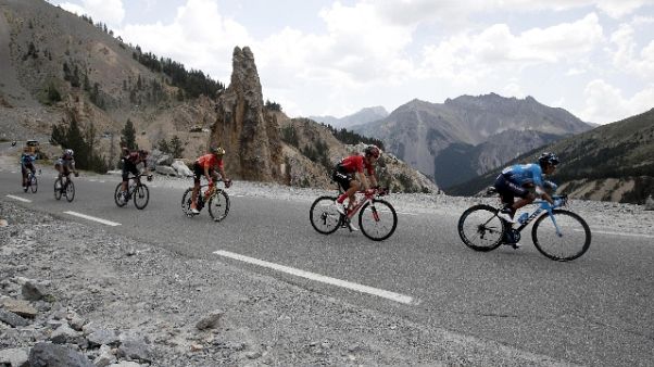 Tour: Quintana vince il tappone alpino Tour: Quintana vince il tappone alpino