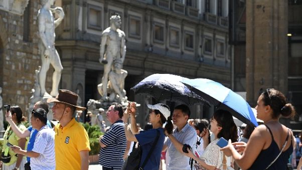 Caldo a Firenze, 40,9 gradi in centro Caldo a Firenze, 40,9 gradi in centro