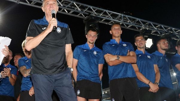 Atalanta: ottomila tifosi per il saluto Atalanta: ottomila tifosi per il saluto