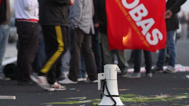 Tar annulla foglio di via a sindacalista Tar annulla foglio di via a sindacalista