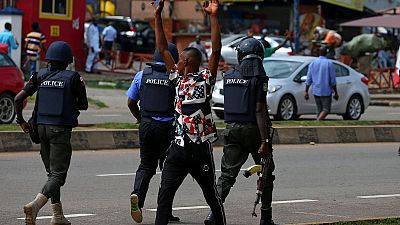 متحدثون: مقتل 20 على الأقل من أعضاء جماعة شيعية في نيجيريا بعد احتجاجات