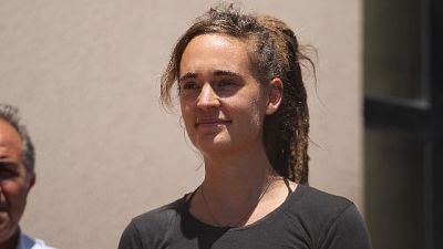 Post solidale con Carola, insulti su Fb Post solidale con Carola, insulti su Fb