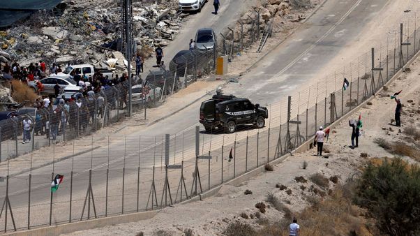 Israeli troops kill Palestinian at Gaza border protest - medics Israeli troops kill Palestinian at Gaza border protest - medics