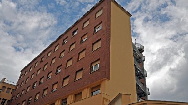 Morta bimba caduta in piscina Morta bimba caduta in piscina