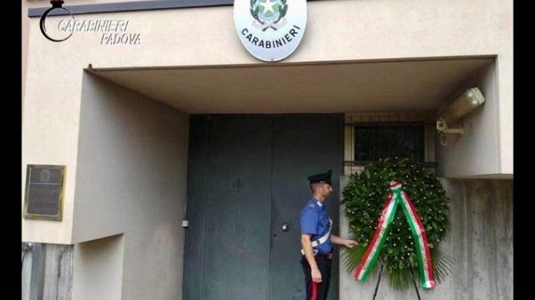 Cc ucciso: corona d'alloro nel Padovano Cc ucciso: corona d'alloro nel Padovano