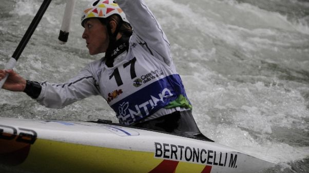 Canoa:Bertoncelli campionessa italiana Canoa:Bertoncelli campionessa italiana