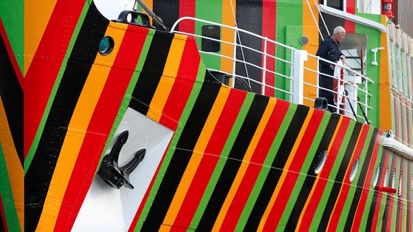 Cruz-Diez, Venezuelan kinetic artist, dies in Paris at 95 Cruz-Diez, Venezuelan kinetic artist, dies in Paris at 95