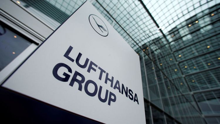 Lufthansa considers holding structure - Handelsblatt