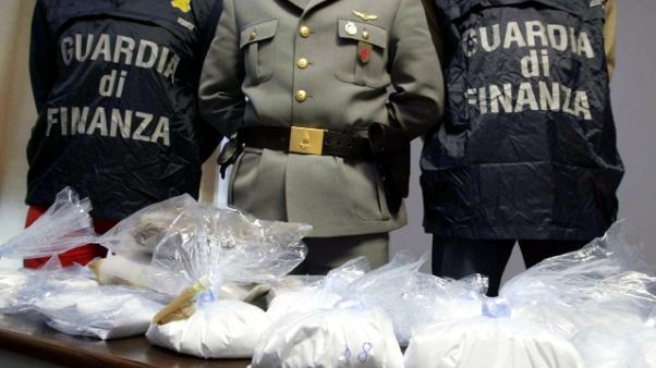 Nuovo maxisequestro droga porto Genova Nuovo maxisequestro droga porto Genova