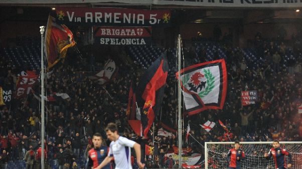 "Ci abboniamo ma disprezziamo Preziosi" "Ci abboniamo ma disprezziamo Preziosi"