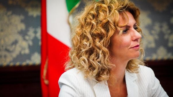 Lezzi (M5S), chi vuole la crisi lo dica Lezzi (M5S), chi vuole la crisi lo dica