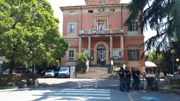 Cobas, no a caccia streghe ass. sociali Cobas, no a caccia streghe ass. sociali