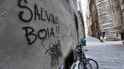 Genova:scritte contro Salvini,Bucci,Toti Genova:scritte contro Salvini,Bucci,Toti