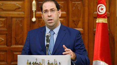 حزب تحيا تونس يقول إنه سيرشح رئيس الوزراء الشاهد لانتخابات الرئاسة المبكرة