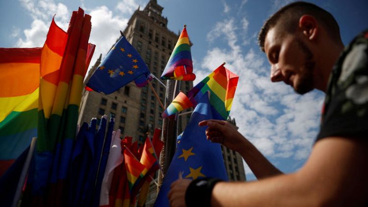 Polish 'I am LGBT' campaign attracts tens of thousands of Twitter supporters