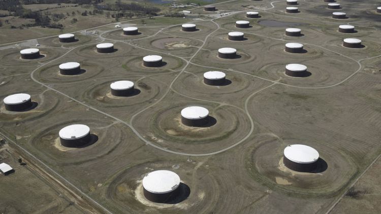 إدارة معلومات الطاقة: مخزونات النفط الأمريكية تهبط 8.5 مليون برميل