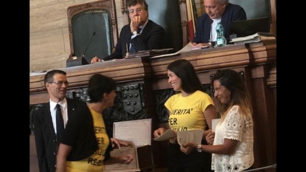 Magliette per Regeni in Comune Cagliari Magliette per Regeni in Comune Cagliari
