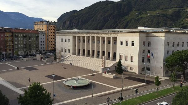 Atleta uccisa da fulmine, 6 indagati Atleta uccisa da fulmine, 6 indagati