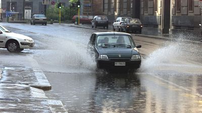 Vento e pioggia a Milano e in Lombardia Vento e pioggia a Milano e in Lombardia