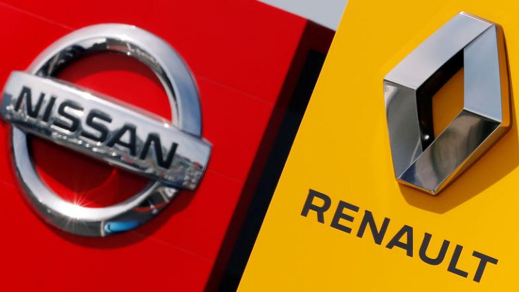 Nissan wants Renault to reduce stake to revive Renault-FCA deal talks - WSJ