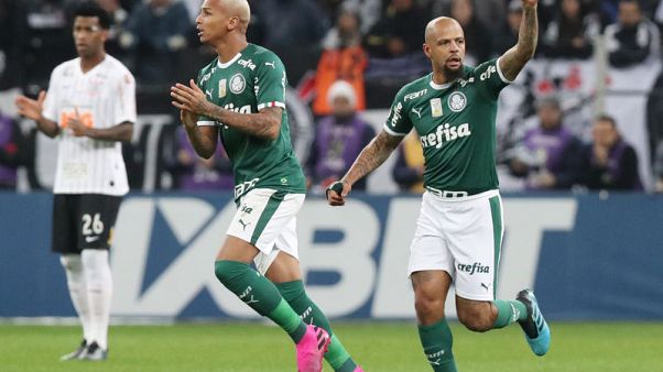 Palmeiras lose ground to Santos in Brazil Palmeiras lose ground to Santos in Brazil