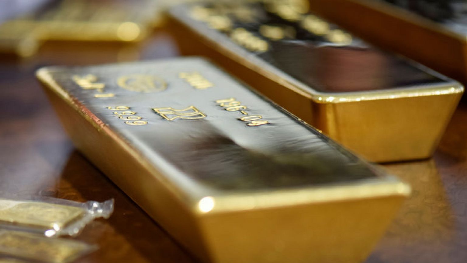 مصحح-الذهب يصعد 2% وسط إقبال على الملاذات الآمنة بفعل مخاوف التجارة