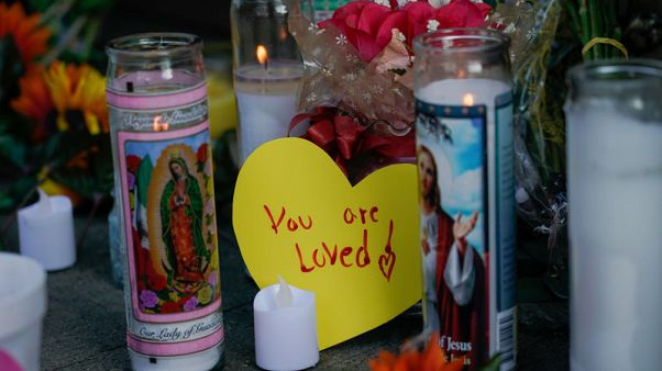 After mass killings, Trump condemns white supremacy but faces pressure for gun control After mass killings, Trump condemns white supremacy but faces pressure for gun control