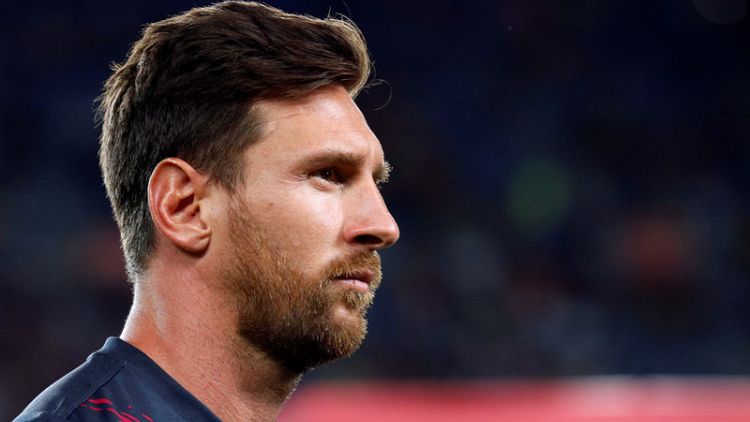 Barcelona skipper Messi out of U.S. tour with calf strain