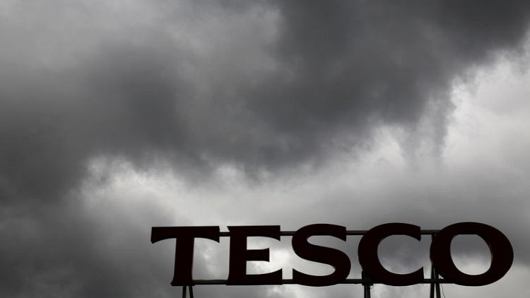 Tesco to cut 4,500 jobs in Metro restructuring