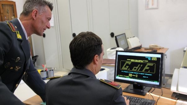 Gdf sequestra 6,4 mln su conti Svizzera Gdf sequestra 6,4 mln su conti Svizzera