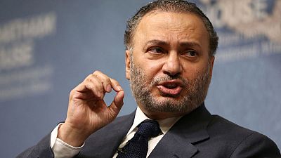 مسؤول إماراتي يقول التطورات حول القصر الرئاسي في عدن اليمنية مقلقة ويدعو للتهدئة مسؤول إماراتي يقول التطورات حول القصر الرئاسي في عدن اليمنية مقلقة ويدعو للتهدئة