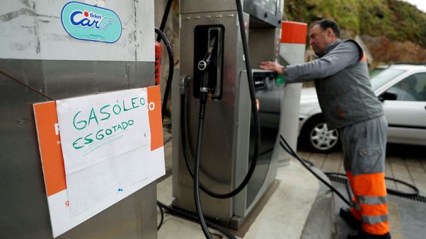 Portugal braces for potential fuel-tanker strike Portugal braces for potential fuel-tanker strike