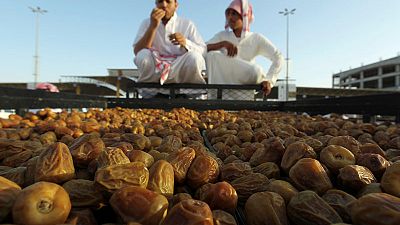 حصري-مصادر: صندوق الاستثمارات العامة السعودي يتطلع للاستثمار في بتيل لإنتاج التمور حصري-مصادر: صندوق الاستثمارات العامة السعودي يتطلع للاستثمار في بتيل لإنتاج التمور