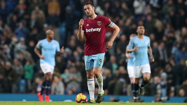 Striker Carroll rejoins Newcastle Striker Carroll rejoins Newcastle