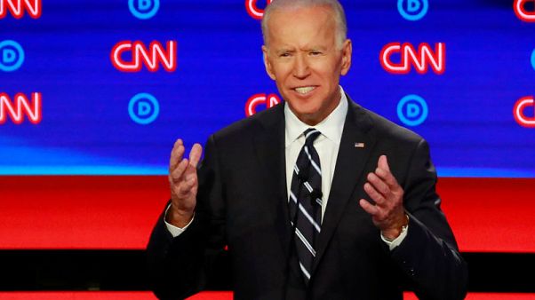 Biden seeks to keep edge as 2020 Democrats flood Iowa Biden seeks to keep edge as 2020 Democrats flood Iowa