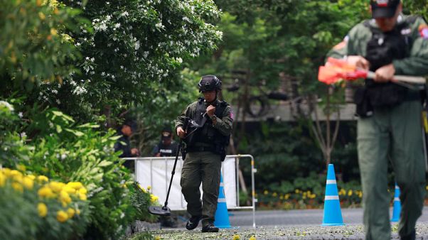 Bangkok bombings may be linked to politics - police Bangkok bombings may be linked to politics - police