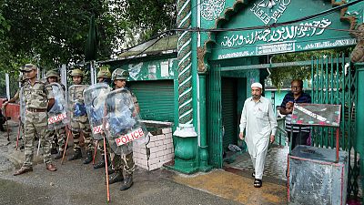 Anger builds in Kashmir as Friday prayers held amid security Anger builds in Kashmir as Friday prayers held amid security