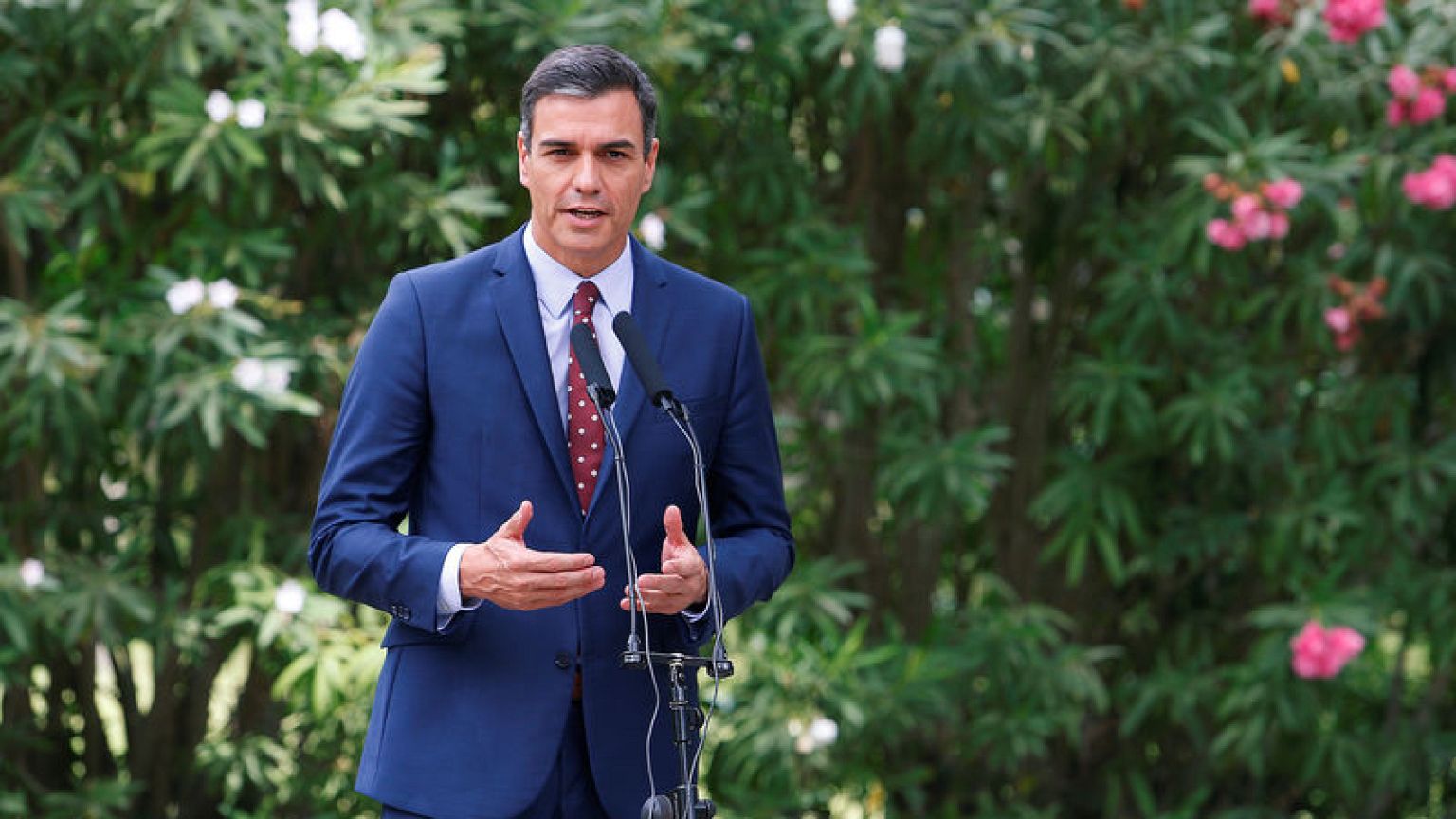 Spain's Sanchez to meet with Podemos, others to seek backing for government